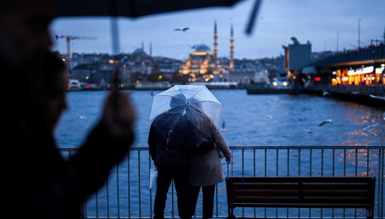 bugun firtina sali kis havasi AQ52pVk8.jpg