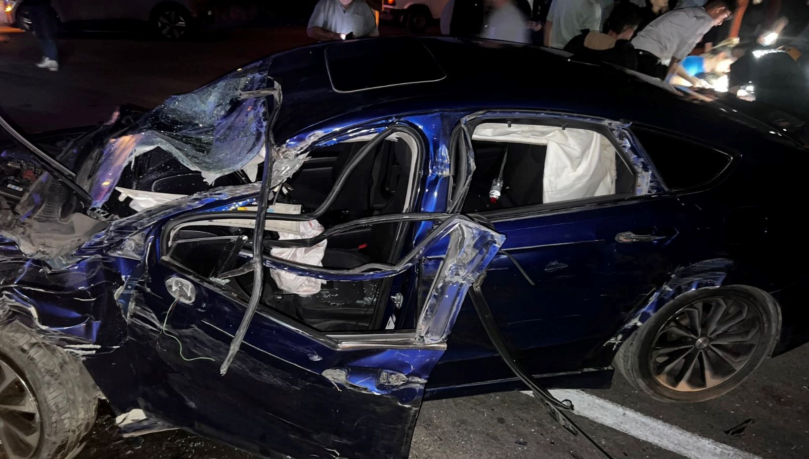 otomobil tira ok gibi saplandi jdDu8bFM