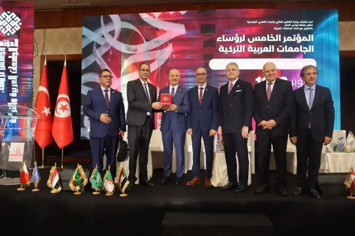 turkiye ve arap universiteleri arasinda is birligi kongresi jb49Gak1.jpg