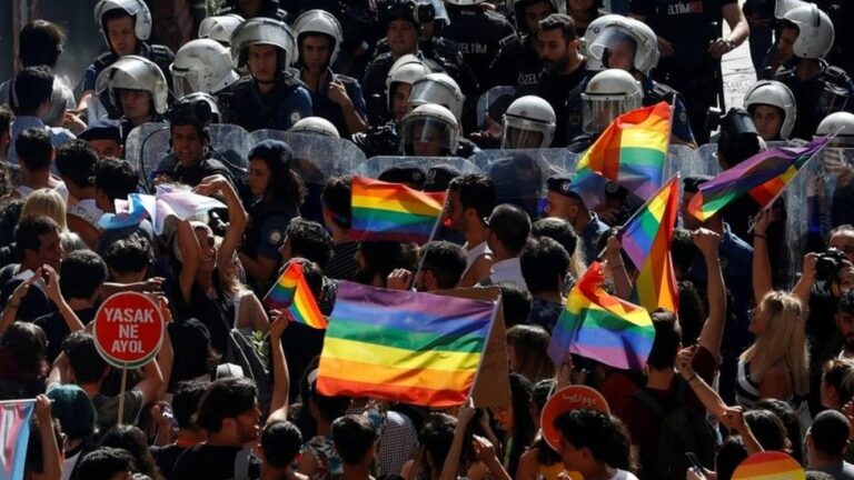 bir-yasa-bin-ihlal-lgbti-varolusuna-karsi-hukuki-saldiri-ve-insan-haklari-rejimi-XX96CaNp.jpeg