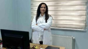 20 Yıllık Sigara Bağımlılığını 3 Ayda Yenmeyi Başaran Hemşire Sevda’nın Başarı Hikayesi