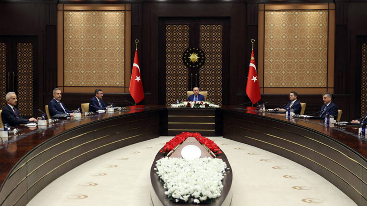 siber-guvenlik-kurulu-erdogan-baskanliginda-toplandi-J7qyj49T